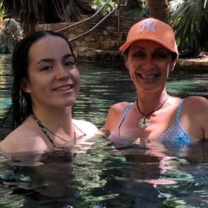 Meet your Posher, Madelyne